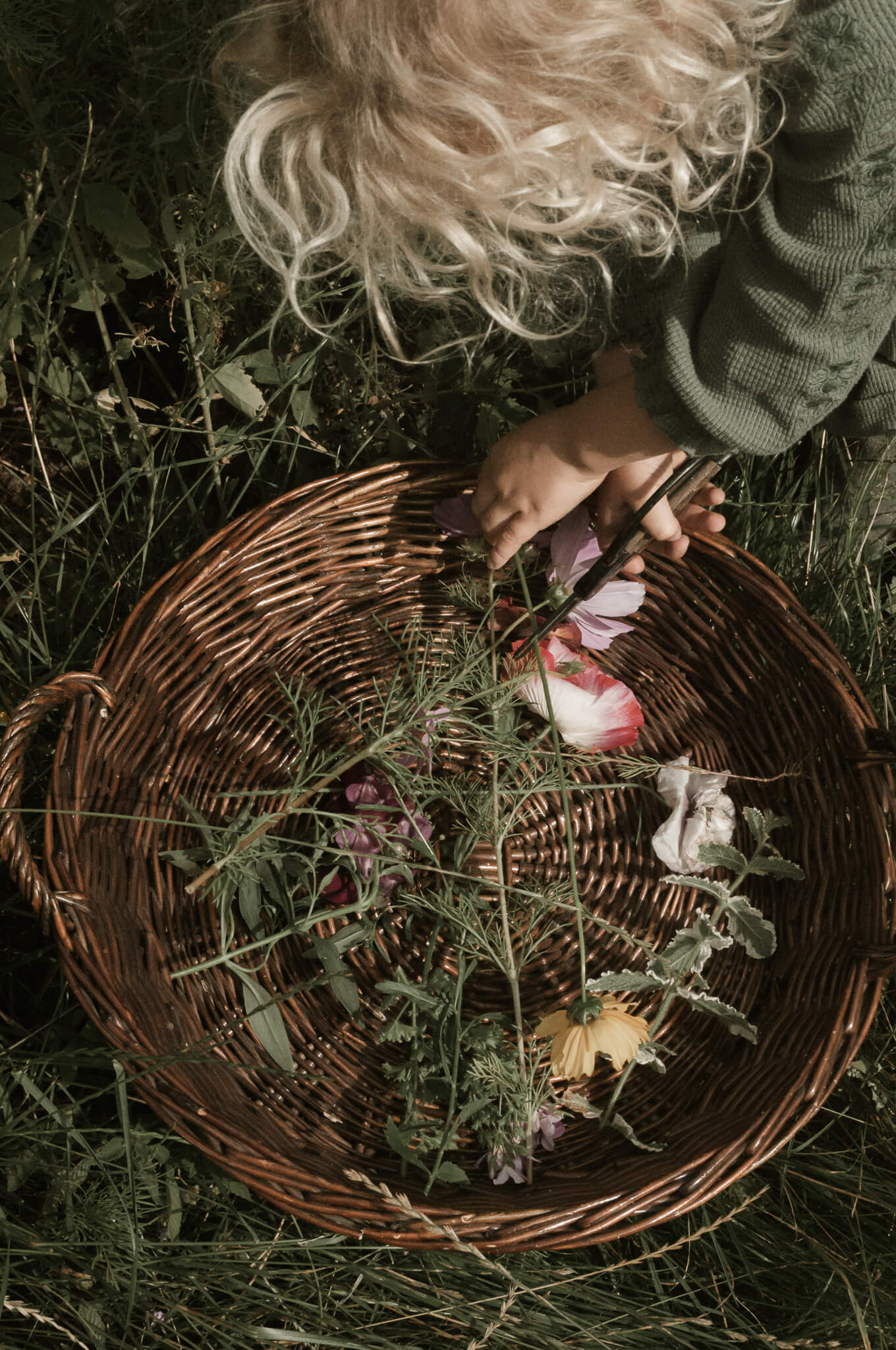 Flower Frog + Peony Bouquet Workshop (JUNE 8th)